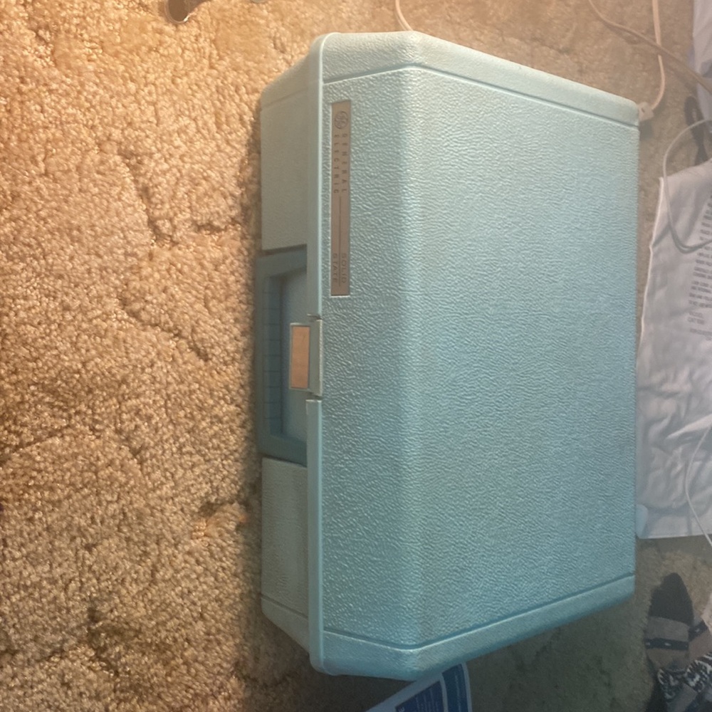Electric general solid state vintage record player